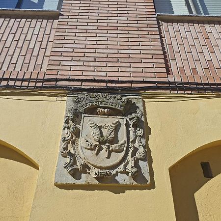 Апартаменты La Botica Del Monasterio Саагун Экстерьер фото